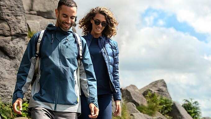 2 people hiking